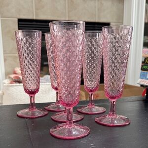 Set of 6 Pink Textured Champagne Flutes. Plastic.
